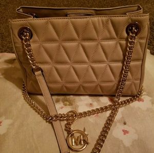 Mk purse authentic